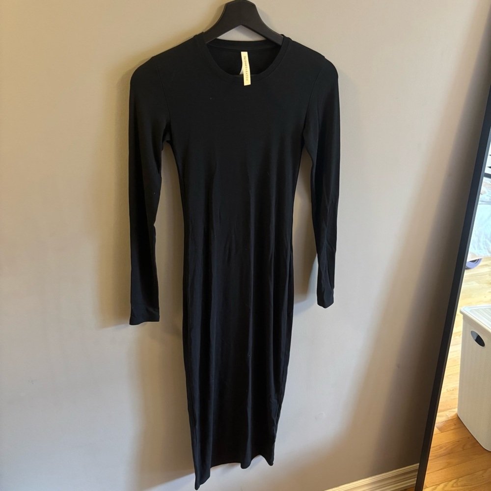 Long black dress